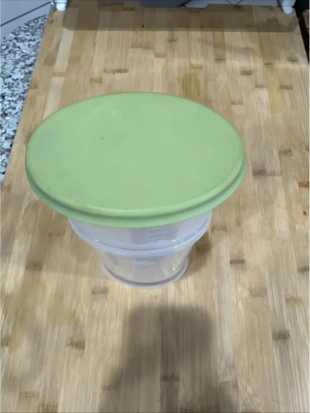 The Pampered Chef  Herb Keeper Measuring Cup Storage With Lid #1787 Asparagus